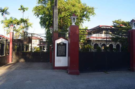 Instituto de Mujeres de Malolos.jpg