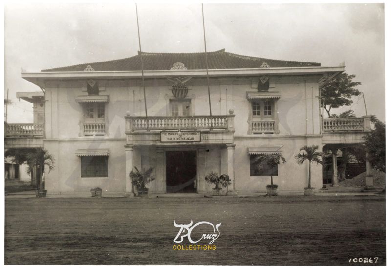 File:Municipal Government Building of Malolos c. 1930.jpg
